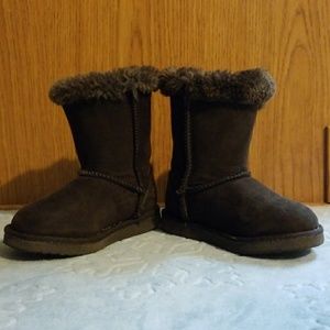 Baby girl brown boots